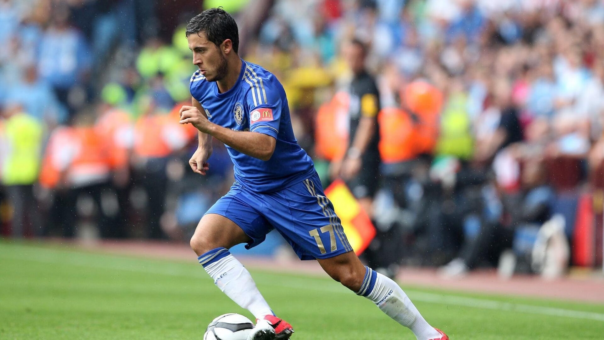 克利斯蒂亚诺·罗纳尔多领衔葡萄牙队夺胜，继续前进，最终,拥有超级巨星克里斯蒂亚诺·罗纳尔多的葡萄牙队